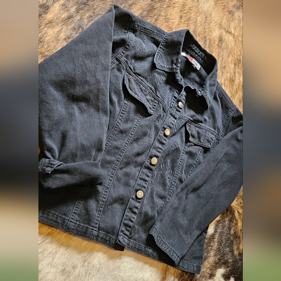 Black Live A Little denim jacket - Picture 3 of 5